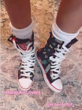 Harajuku Lovers YUMMY Hightop sneakers 👟